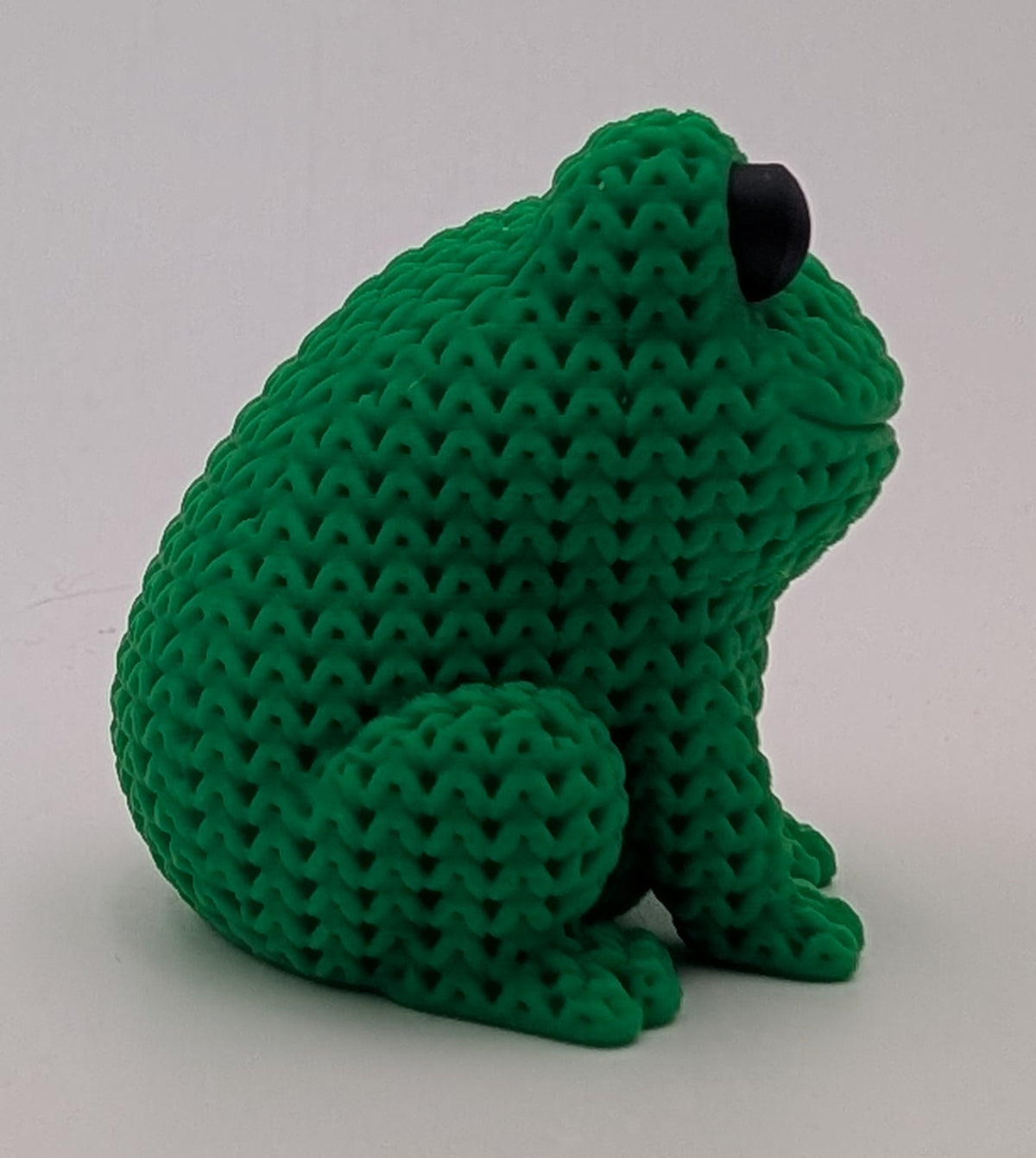 Knitted Style Frog 3D Printed Animal Figurine, Cute Desk Decor, Unique Gift for Frog Lovers